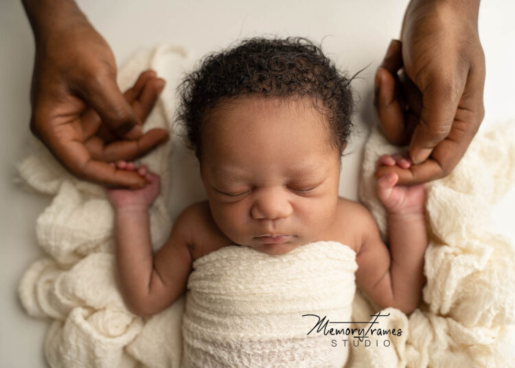 Kitchener Waterloo best newborn photographer, Roseville newborn photographer, Photographer new Dundee,