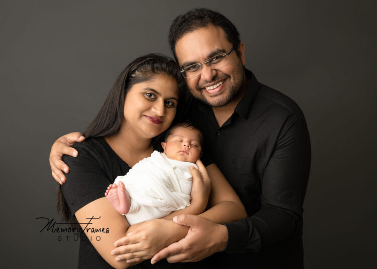 kitchener family photographer, waterloo newbron baby phtotographer, Roseville baby photographer