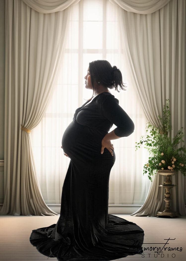 maternity photoshoot using digital backdrop, guelph maternity photographer, kitchener maternity photographer