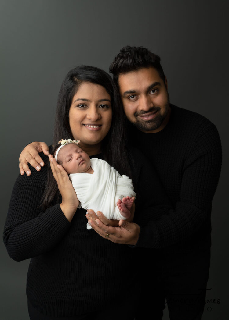 Kitchener Waterloo best newborn photographer, Roseville newborn photographer, Photographer new Dundee,