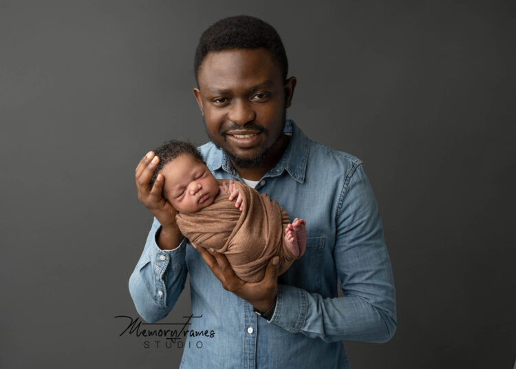 newborn photographer K-W, luxury newborn photographer, newborn photographer near me,