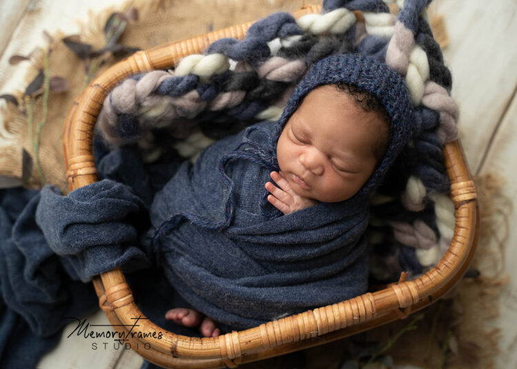 Photographer Kitchener newborn, Photographer waterloo newborn, Baby photographer Cambridge,