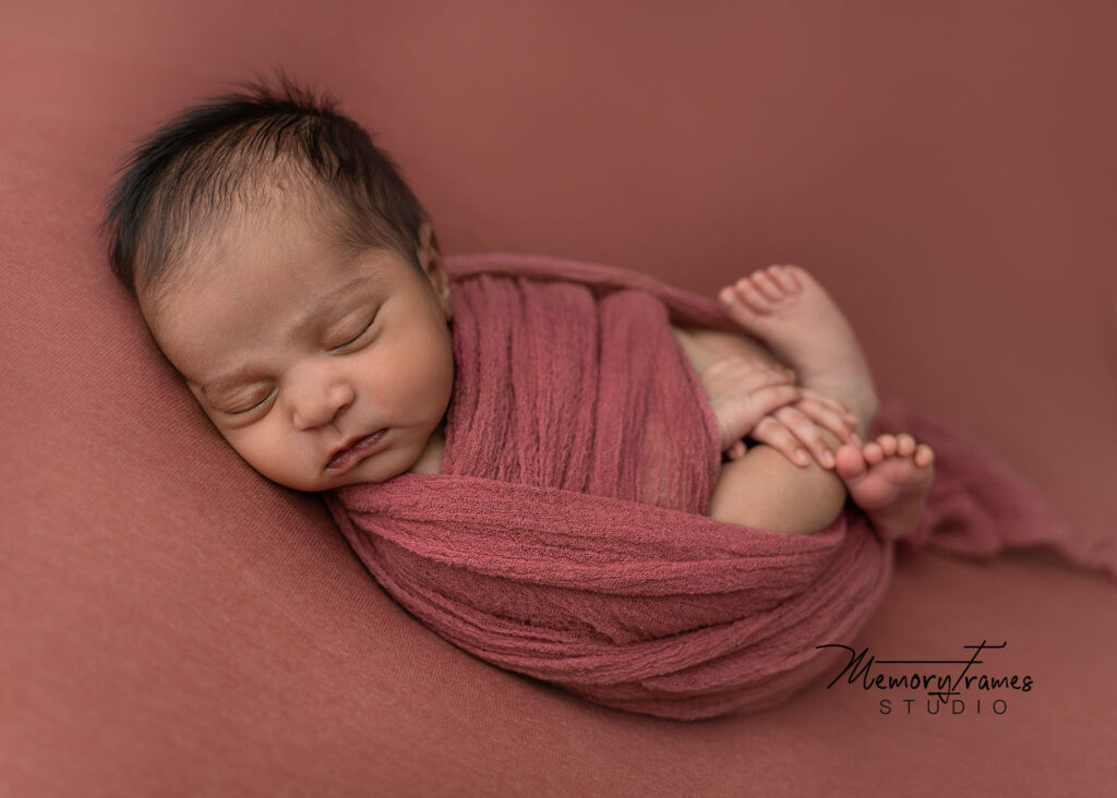 Breslau newborn photographer, newborn photographer Breslau, Guelph newborn photographer,