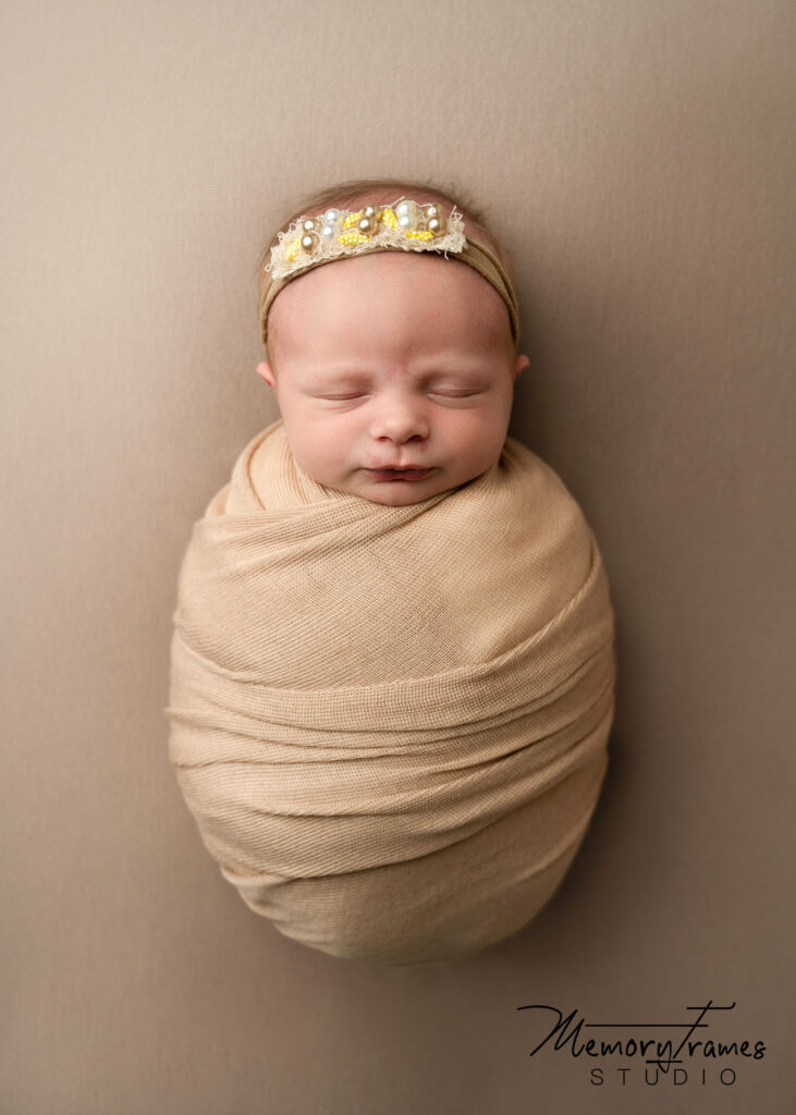 Kitchener Waterloo best newborn photographer, Roseville newborn photographer, Photographer new Dundee,