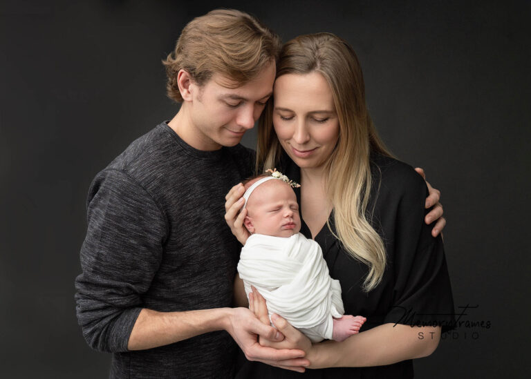 Breslau newborn photographer, newborn photographer Breslau, Guelph newborn photographer,