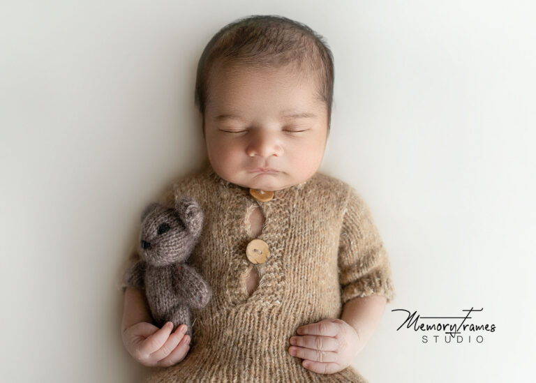 Newborn photographer Cambridge, Ayr newborn photographer