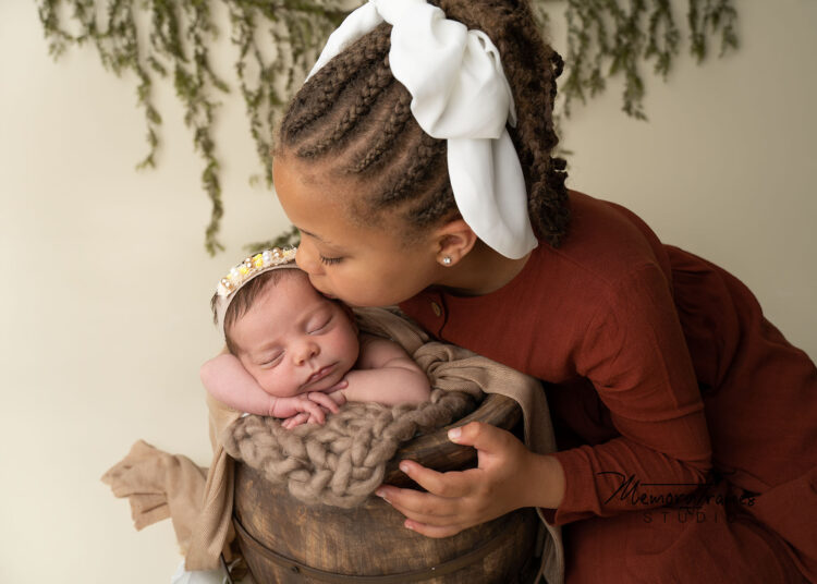 Newborn Photographer Kitchener-waterloo, Kitchener-waterloo newborn photographer,