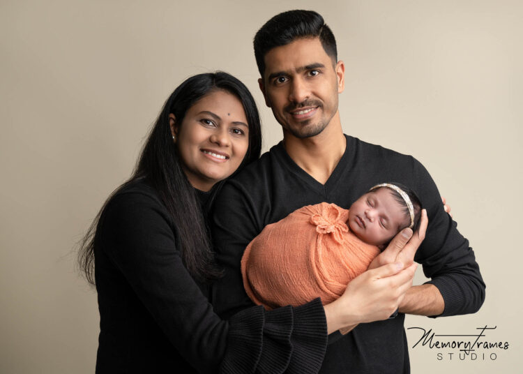 Kitchener newborn photos, Kitchener newborn, Kitchener milestone photoshoot