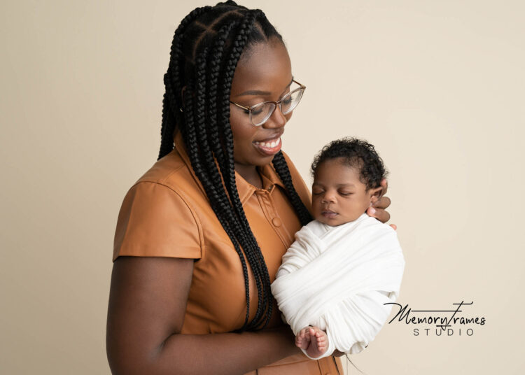 Guelph newborn photoshoot, Guelph newborn photographer, Cambridge photographer