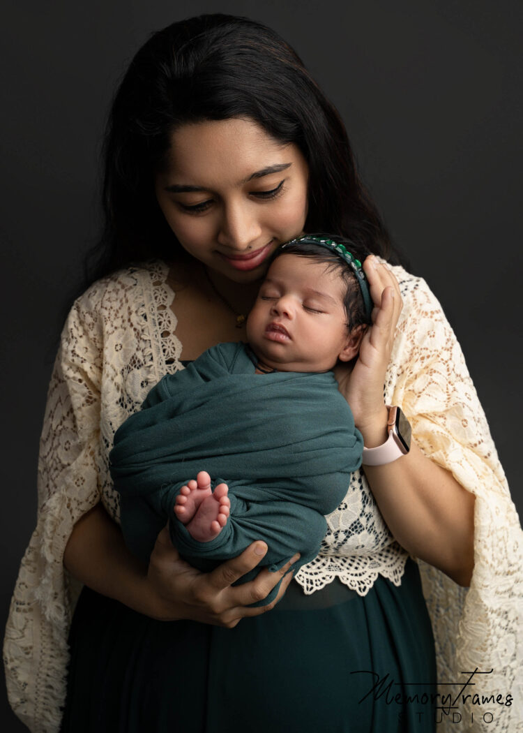 newborn baby posed with mother for newborn photoshoot in kitchener, kitchener newborn photographer