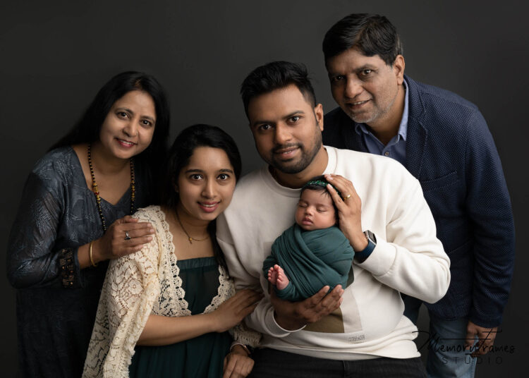 family photoshoot with grandpernts, waterloo family photographer