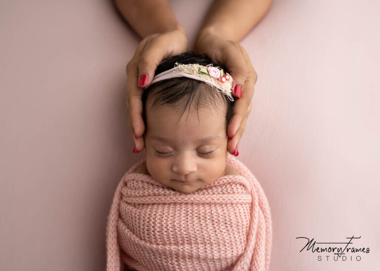 newborn photo taken in kitchener, newborn photographer kitchener